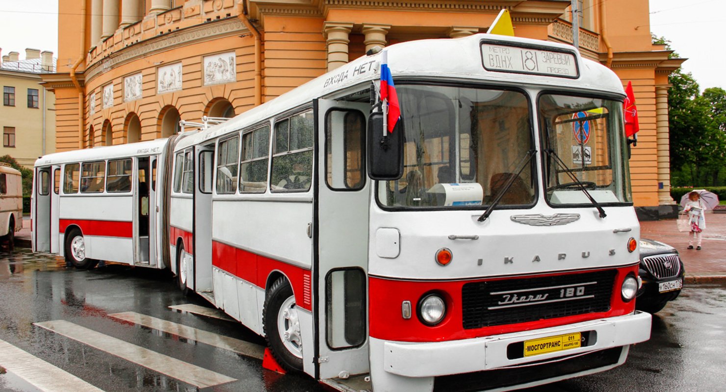 Открой 1 автобуса. Ikarus 180. Икарус СВАРЗ 280. Автобус Икарус 180. Икарус 180 гармошка.